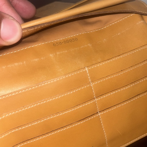 AUTHENTIC FENDI WALLET - Picture 12 of 15
